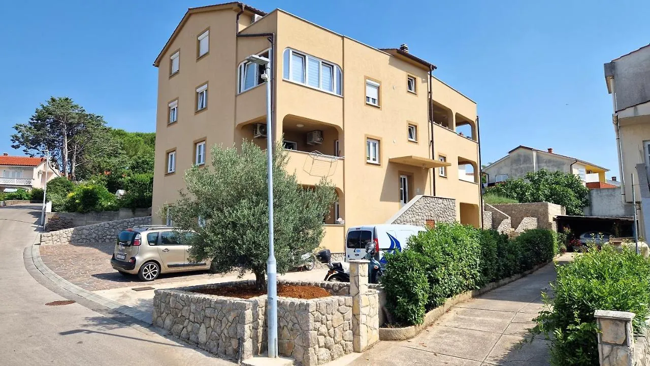 Apartment Goran Krk Town
